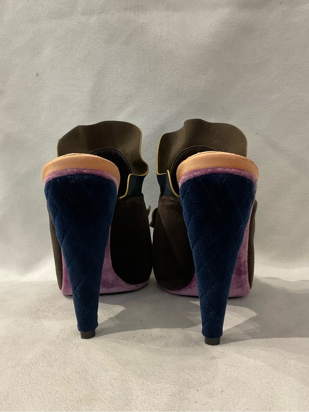 Fendi Heels - Picture 4 of 6